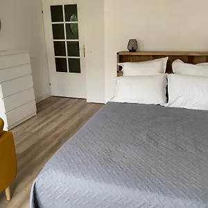 Appartement Beautiful Located South Of Paris